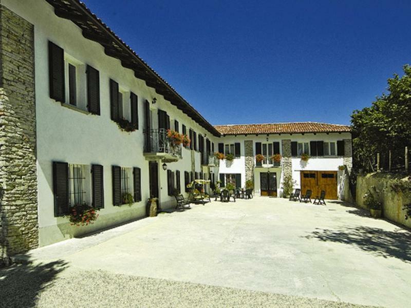 Agriturismo Cascina Anri Манго Экстерьер фото